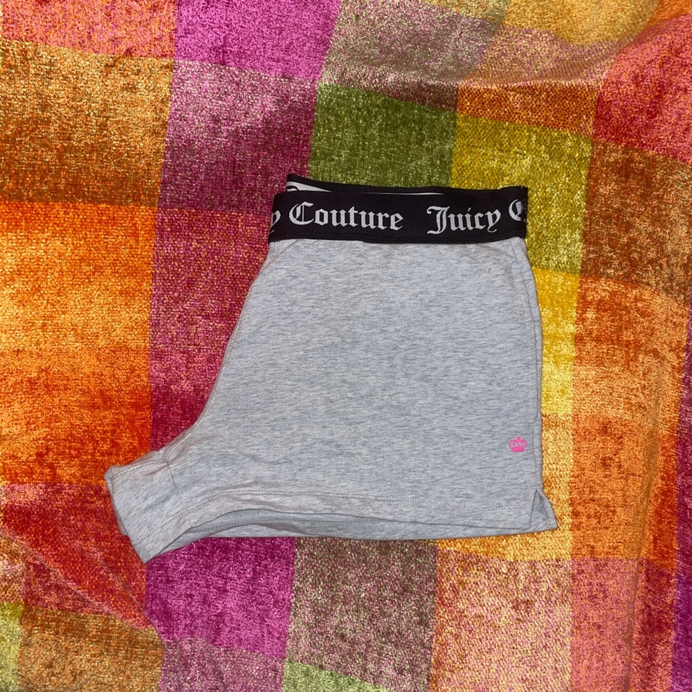 juicy couture booty shorts